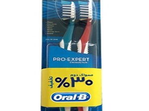 بسته دو تایی مسواک آنتی باکتریال 40 متوسط اورال-بی Oral-B